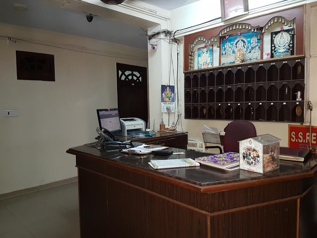 Hotel Sorrento Guest House Anna Nagar East Metro Shenoy Nagar Metro Budget Monthly Daily Rooms Hotel *