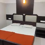 Hotel Sarada Nivas
