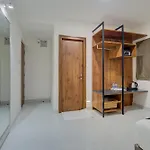 Arunaa Inn Airport Hotel,Chennai