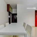 Oyo Home 45738 Jj Residency