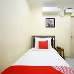 Pleasant Stays - Near Airport