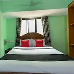 Capital O 28343 Madurai Velnachiyar Guest House