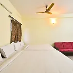 Fabhotel Comfort Park Inn