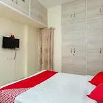 Oyo 23081 Little Stay Service Apartments