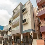 Oyo 23081 Little Stay Service Apartments