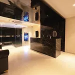 Icris Hotel