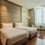 E Hotel
