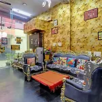Oyo 73418 Ecr Residency And Service Apartment