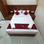 New Metro Serviced Apartment