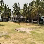 Olive Resort - Spacious 7 Bhk Ac Rooms With 1 Acre Garden, Swimming Pool And Outdoor Games