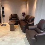 Vinoth Home Stay Service Apartment