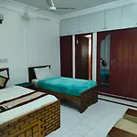 Kapsstone Homestay- Apartments &Rooms Near Apollo &Shankara Nethralaya Hospitals -Greams Road