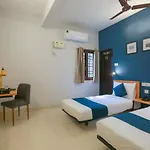 Oyo Silverkey Murugan Rooms Near Jazz Cinemas Luxe