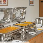 Treebo Samhaar Residency Thoraipakkam