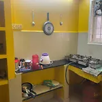 Home Stay In Ground Floor