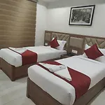 Rr Mount Elite Suites