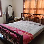 Amazing Villa Hudson New York Stay - Velachery