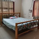 Amazing Villa Hudson New York Stay - Velachery