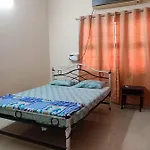 Amazing Villa Hudson New York Stay - Velachery