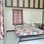 Airport Villa Rela Hospital Kitchen Ac Bedroom4