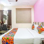OYO 79400 Jayam Residency