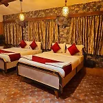 Jjs Park Inn