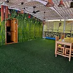 Jjs Park Inn