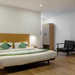 Treebo Treetops Inn - Anna Nagar