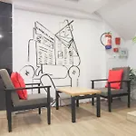 Oyo Townhouse 850 The Redfox Hotels Near Us Consulate
