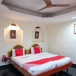 Collection O Hotel Sudha Inn Near Sangam Cinemas