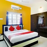 Oyo Flagship Sri Sai Sathya Residency