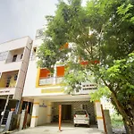 Oyo Flagship Sri Sai Sathya Residency