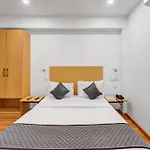 Upar Hotels Thoraipakkam, Omr