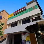 Spot On New Golden Star Guest House Near Thirumangalam Metro Station