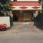 Homestay - Ac 3 Bhk Near Alrport
