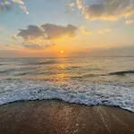Barefootbay - Villa With Private Beach Access