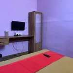 Vinayak Residency Porur Inn