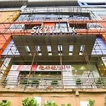 Super Collection O Skywalk Hotel