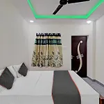 Super Townhouse 1096 Hotel Redfox Nungambakkam Near Apollo & Shankar Nethralaya Hospital