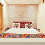 Fabhotel Mrv Inn - Nr Express Avenue Mall & Spencer Plaza Mall
