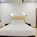 Hotel O Everest Hotel