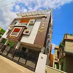 Cm Stays Service Apartment - Near Chennai Airport - Pallavaram