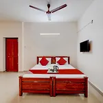 Hotel O Jayam Residency Tiruvottiyur Near Tiruvottriyur Theradi Metro Station
