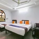 Hotel O Pink