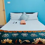 Cosy Homestay Behind Airport, Close To Dlf & Rmz It Park, Miot And Srm Hospitals, Trade Center