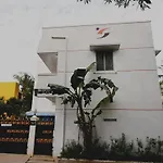Spot On Shappy Inn Koyambedu Near Pvr Spi Palazzo Chennai
