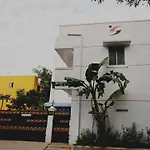 Spot On Shappy Inn Koyambedu Near Pvr Spi Palazzo Chennai