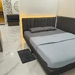 Oyster Stay - 3Bhk - Luxury Apartment