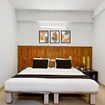 Super Townhouse Medavakkam Near Jayachandran