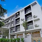 Super Townhouse Medavakkam Near Jayachandran
